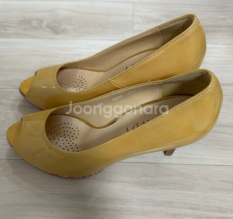 텐디 베이지/옐로우 오픈토 힐--3