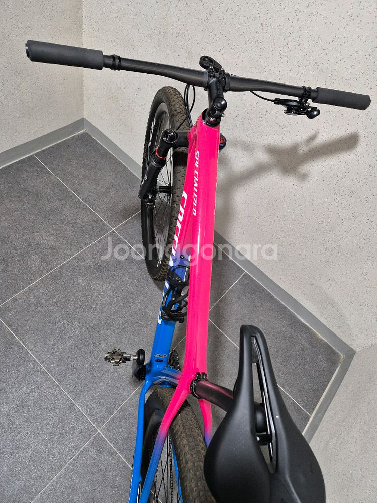 스페셜라이즈드 에픽프로 판매합니다--3