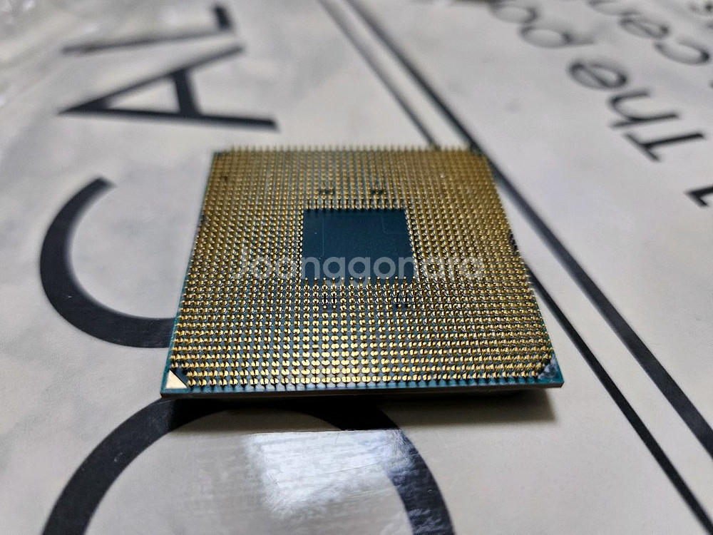 AMD 라이젠3 2200G 단품--2