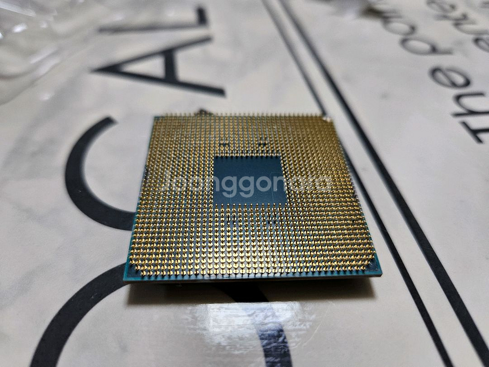 AMD 라이젠3 2200G 단품--3