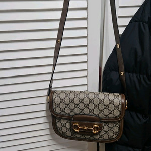 구치 홀스빗 상태가좋고 고급짐