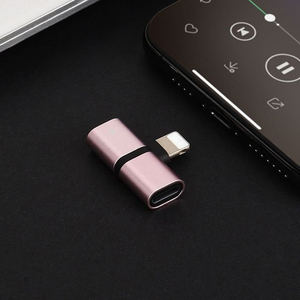 새 핑크색 차량 8핀 T 듀얼 젠더 동시 고속 충전 이미지