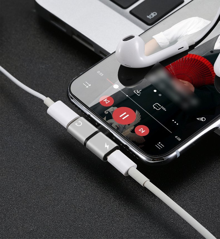 새 핑크색 차량 8핀 T 듀얼 젠더 동시 고속 충전 이미지