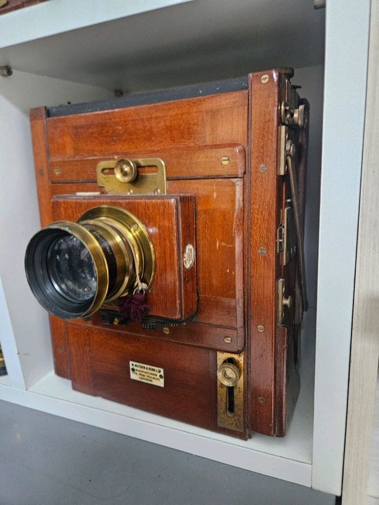 빈티지 대형 필름카메라--1