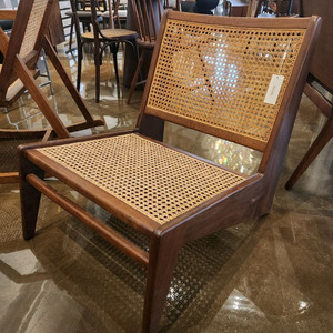 알디 라탄 체어 이미지