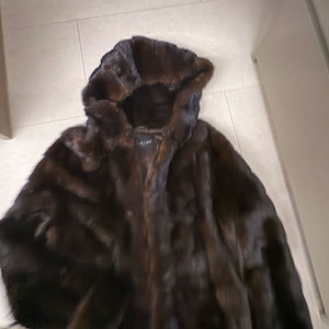 마호가니 후드밍크