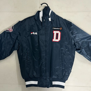 두산베어스 FILA 어센틱 스타디움 자켓 95사이즈 (미착용)