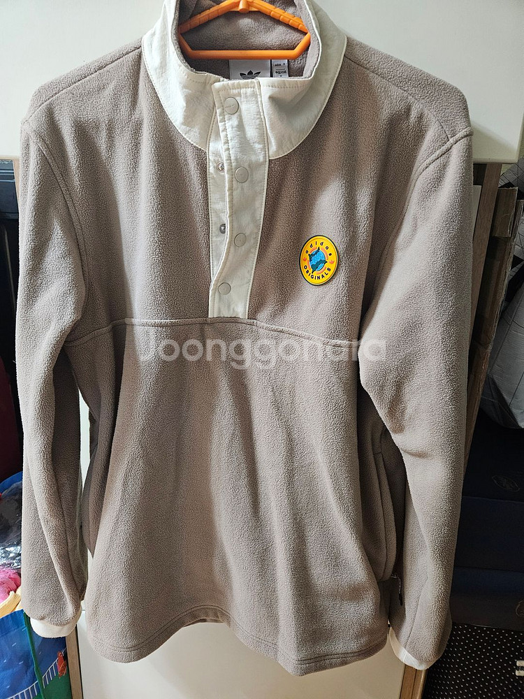 아디다스 베이지색 후리스 M사이즈--4