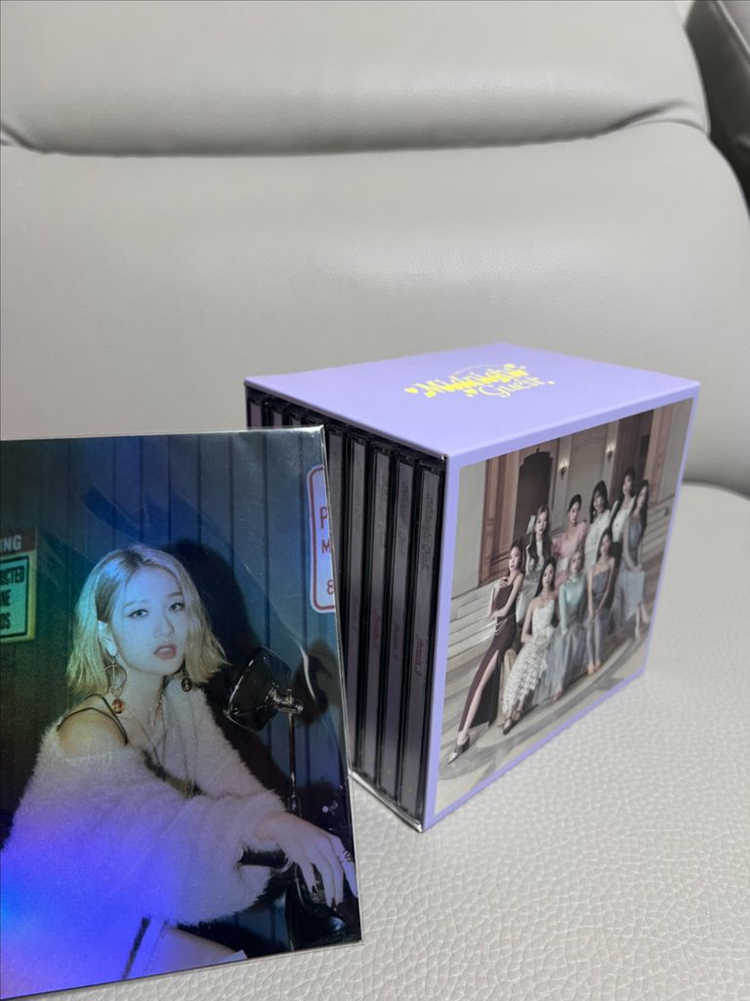 프로미스나인 Midnight Guest [Jewel case Ver.]--1