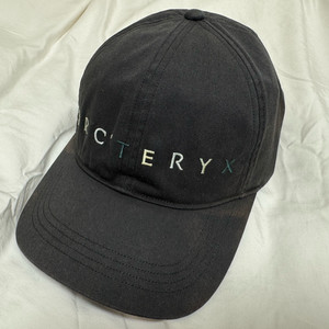 아크테릭스 정품 크로매틱 캡 모자