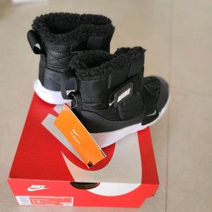 나이키 키즈 유아부츠 아동부츠. 190. 새상품