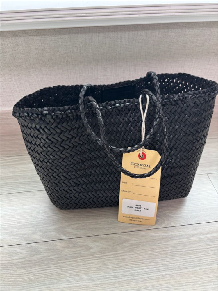 본빠옹 드래곤디퓨전 그레이스 미니 블랙(새상품).--1