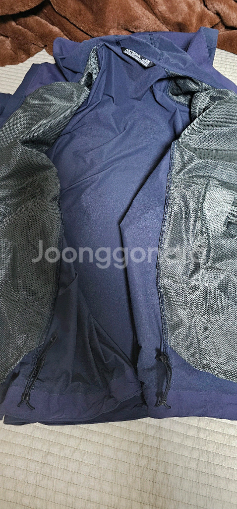 아크테릭스 감마LT후디맨--5