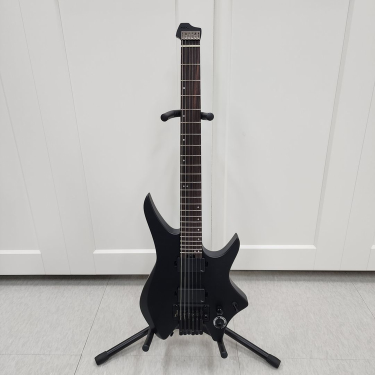 헥스 프로토타입 헤드리스 일렉기타 N500 블랙--1