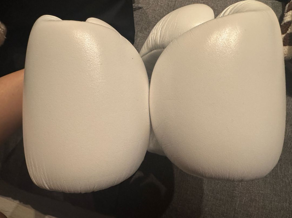 위닝 복싱글러브 14온스 벨크로 화이트, 헤드기어 T자 L사이즈 블랙--1