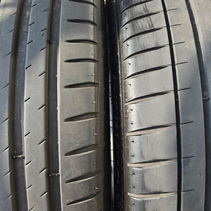 225/45/18 미쉐린 썸머타이어 ps4(런플렛)