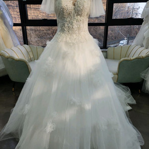 쉬폰 입체 플라워 웨딩드레스(새상품)