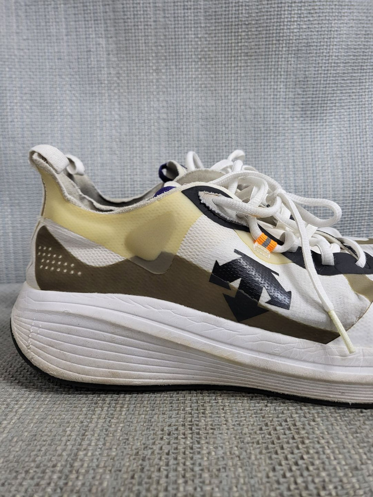 데상트 운동화 270 이미지