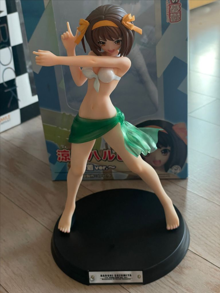 스즈미야 하루히 수영복 피규어 그리폰--5