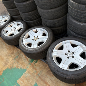 W221 S클래스 후기형 순정 18인치 휠 판매합니다.