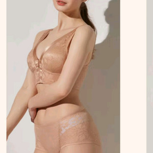 발레리 로맨틱 지퍼 노와이어 보정 브래지어 75B 보정팬티 90S 이미지