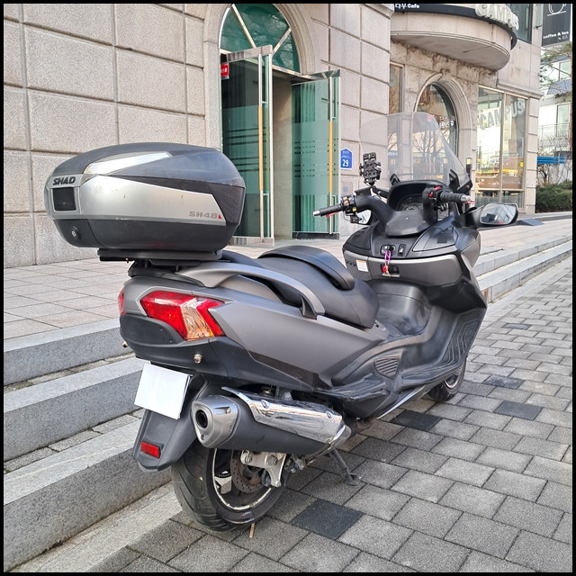 스즈키 버그만650 ABS (순정커버) 중고오토바이 이미지