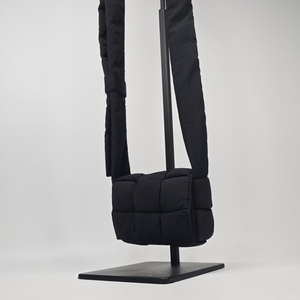 보테가베네타 패딩 카세트 미니 크로스백