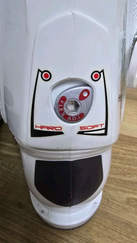 노르디카 스키부츠 240-245 판매--4