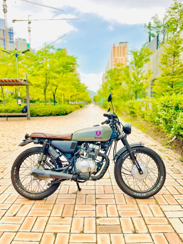 cg125 커스텀 검사없는 라스트 연식 캬브모델 킥셀 다됨 이미지