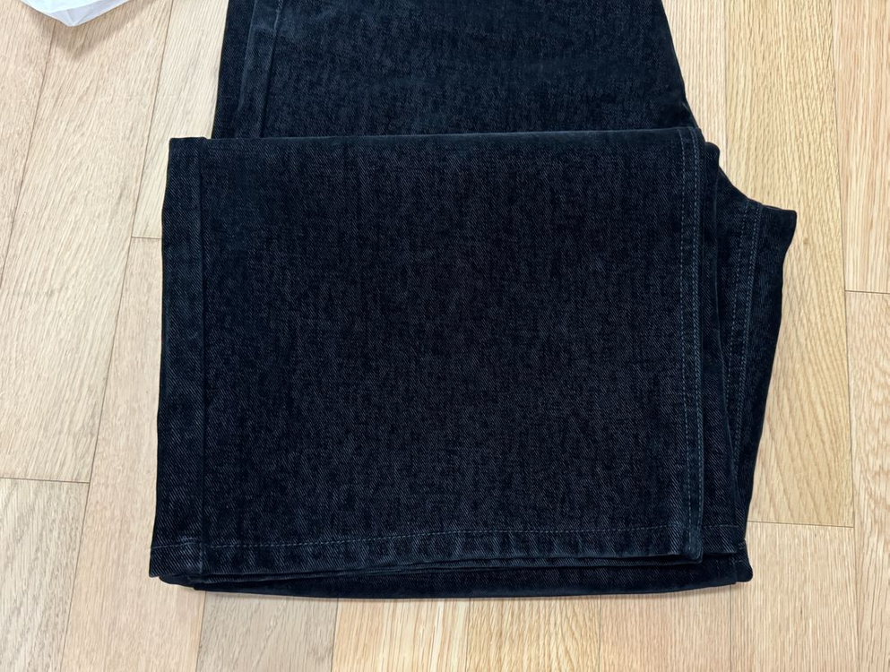 로우클래식 벨벳 데님 팬츠 청바지 VELVET DENIM LOOSE-FIT JEANS_BLACK_LC254PT05B--2