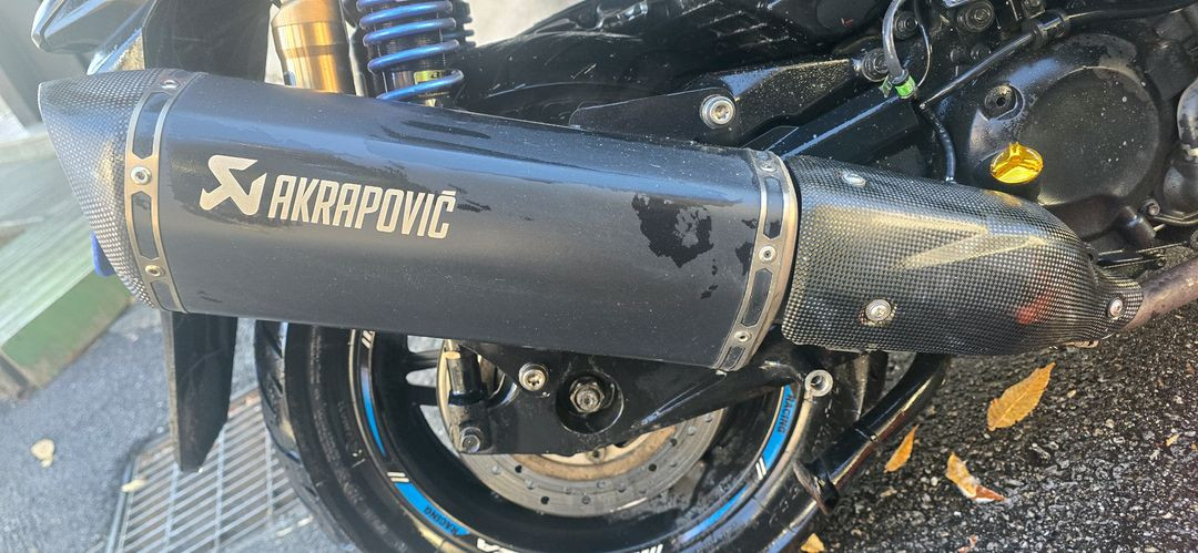 아크라포빅 슬립온 머플러 포르자350 ADV350 이미지