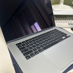 맥북 에어 M3 24GB 1TB