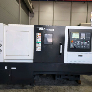 현대 WIA HD2200 CNC 선반 이미지