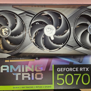 그래픽카드 MSI RTX 5070 게이밍 트리오 박스풀 팝니다.
