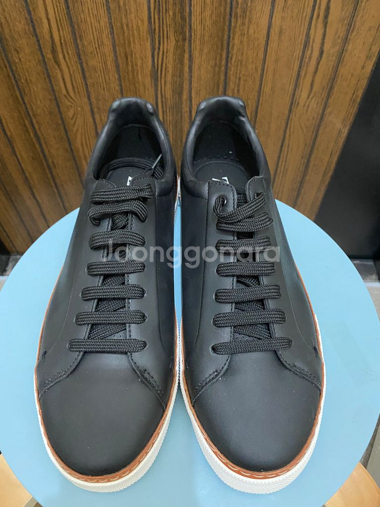 자라. 남성 스니커즈 43사이즈. 미착용.--3