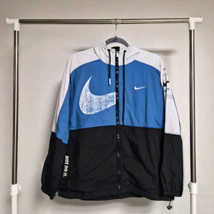 나이키 여성 스우시 바람막이 XL