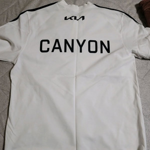 담원게이밍 디플러스기아 22시즌 캐니언 유니폼 이미지