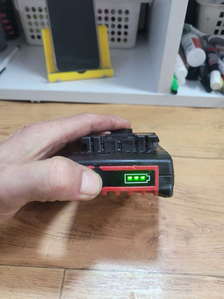 보쉬배터리 정품 GBS18V3.0AH LXT쿨팩 거의쌔거 이미지