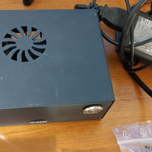 Jetson NX Xavier Development KIT 및 케이스 이미지