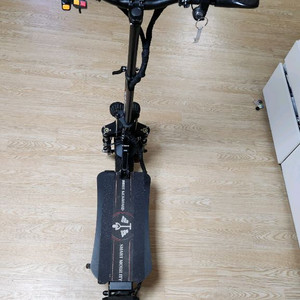 타우러스 뉴 클래식 전동킥보드