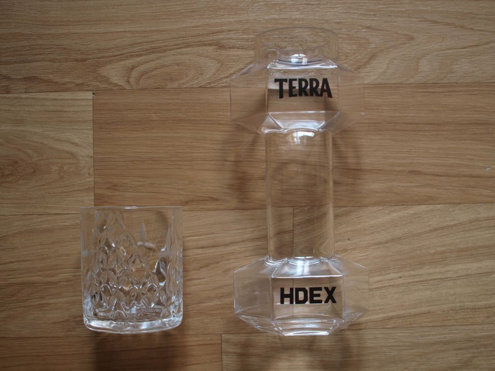 테라 TERRA HDEX 덤벨 맥주잔 판매합니다 이미지