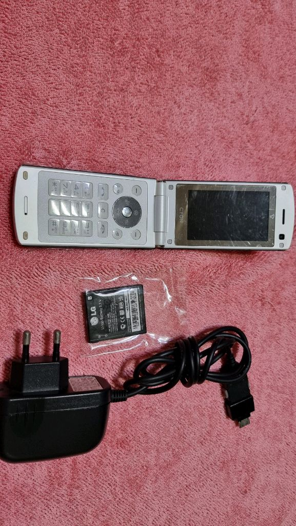 LG SU410 폴더폰 공신폰 효도폰--1