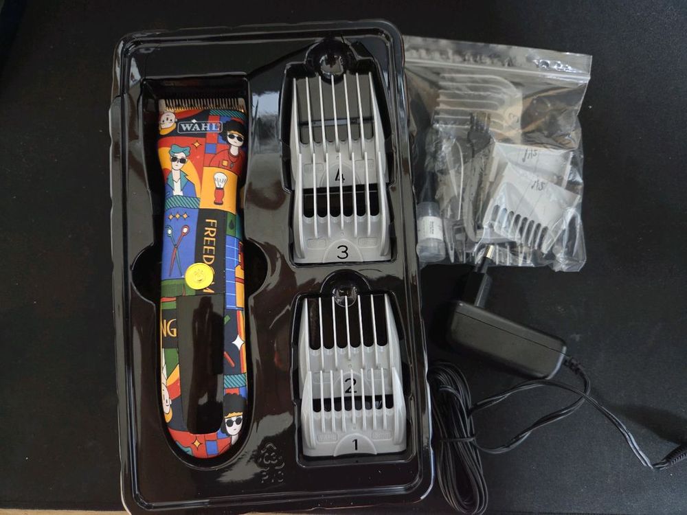 WAHL 왈 코리아 바리깡 하모니 러브에디션 왈클리퍼 팝니다--1