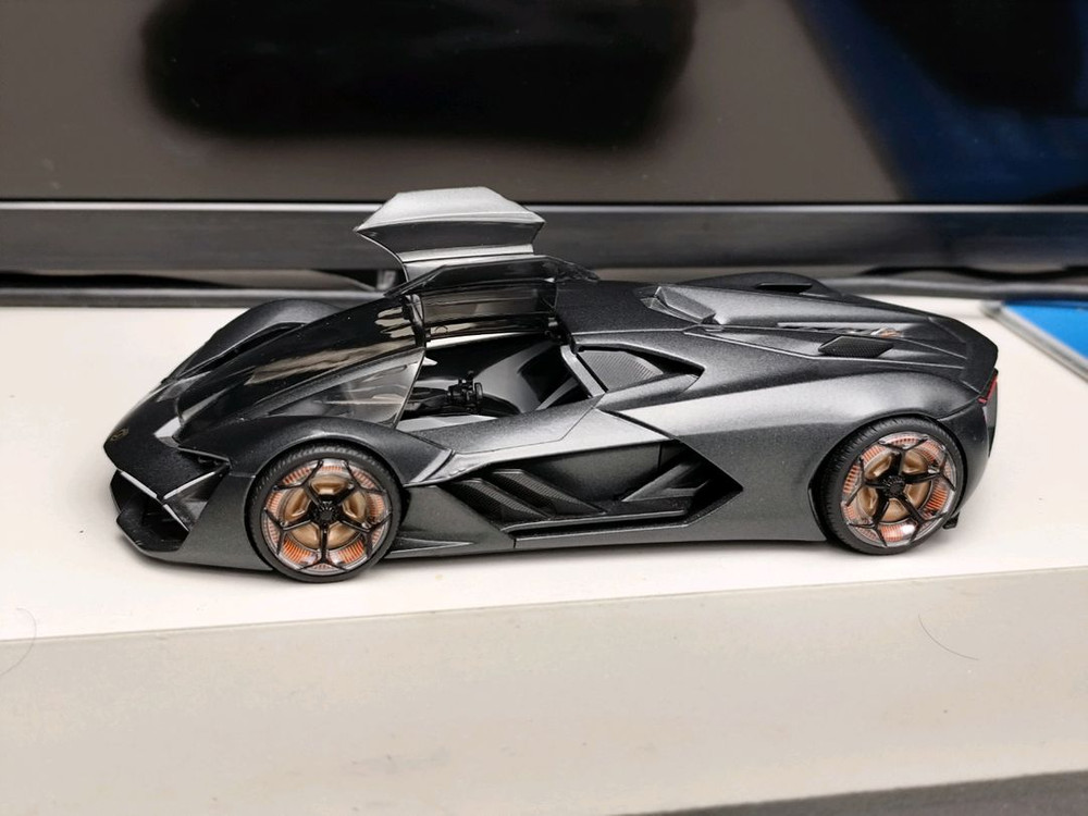 1:24스케일 람보르기니 테르조 밀레니엄 모형자동차 판매합니다.--1