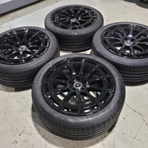 벤츠EQS AMG 21인치 순정품휠타이어 한대분 판매 이미지