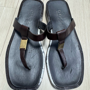 구찌 쪼리 판매합니다