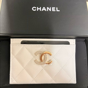 샤넬 카드홀더 새상품 선물가능25일만정가이하