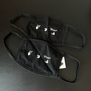 오프화이트 아모레퍼시픽 마스크 팝니다. OFF WHITE