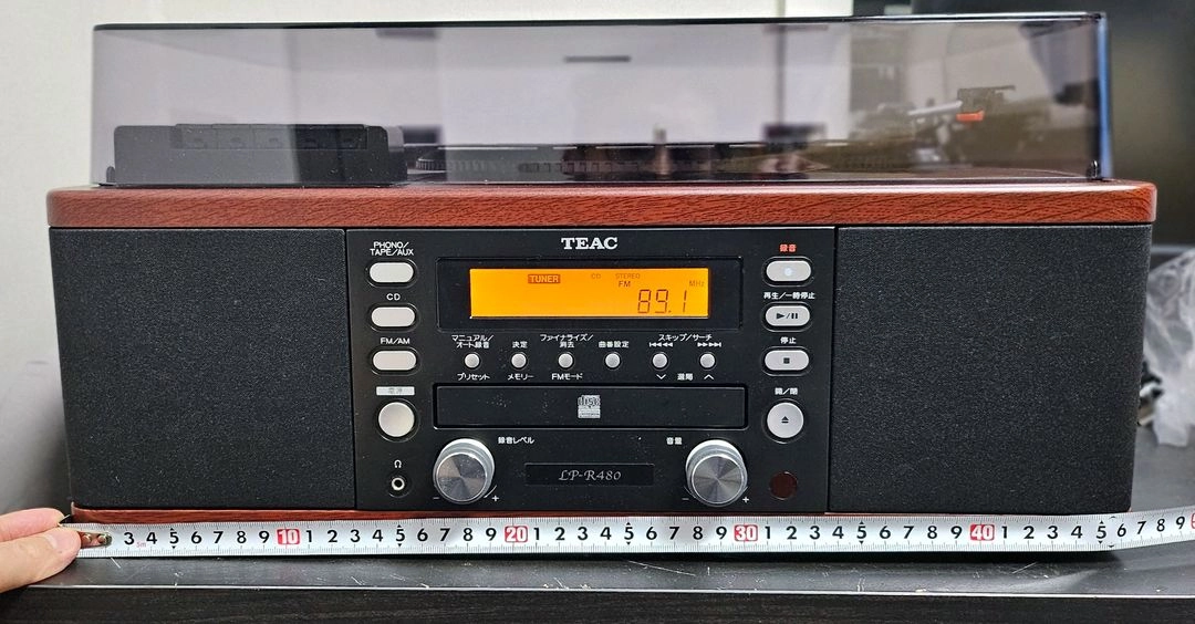 티악 LP-R480 모델.턴테이블, CD, 카세트테크, FM라디오 기능을 모두 갖춘 올인원 오디오 시스템 - 안심되는 중고거래