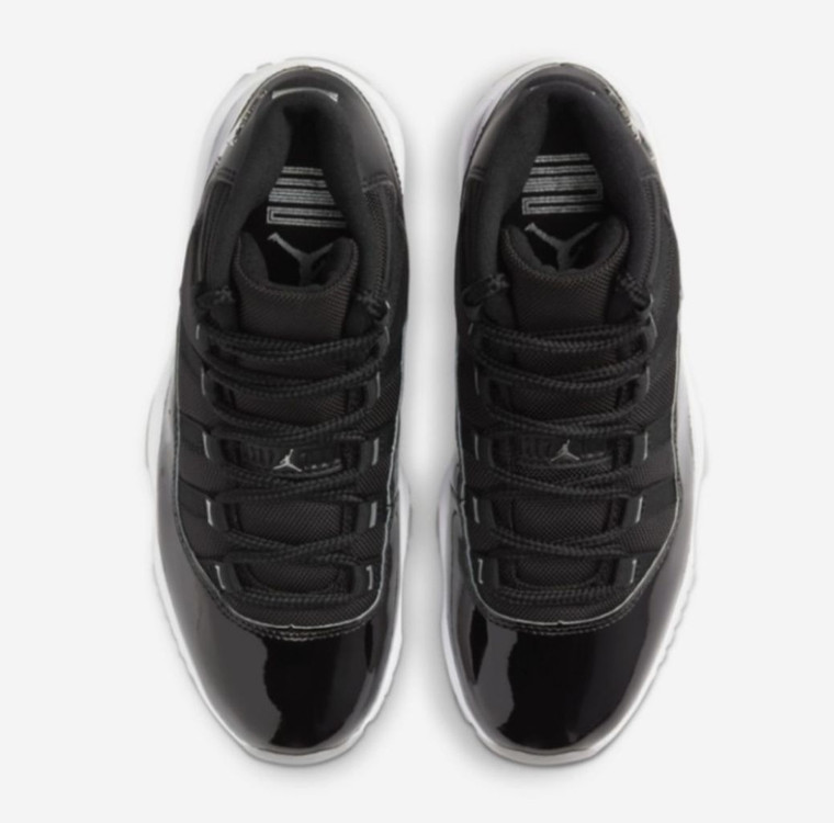 [230] 나이키 우먼 에어 조던11 주빌리 운동화 이미지